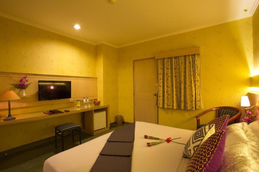Classic Hotel Dżakarta Zewnętrze zdjęcie