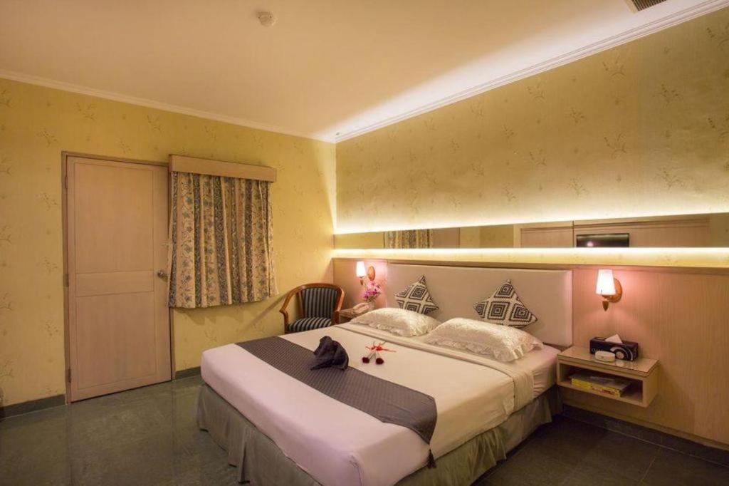 Classic Hotel Dżakarta Zewnętrze zdjęcie