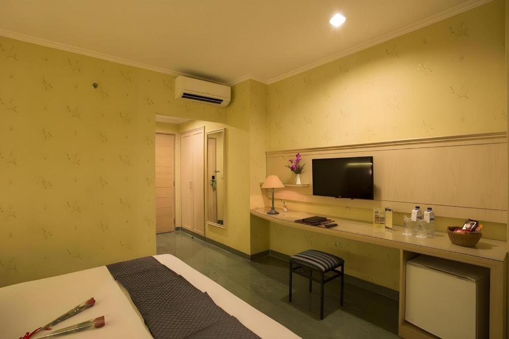 Classic Hotel Dżakarta Zewnętrze zdjęcie